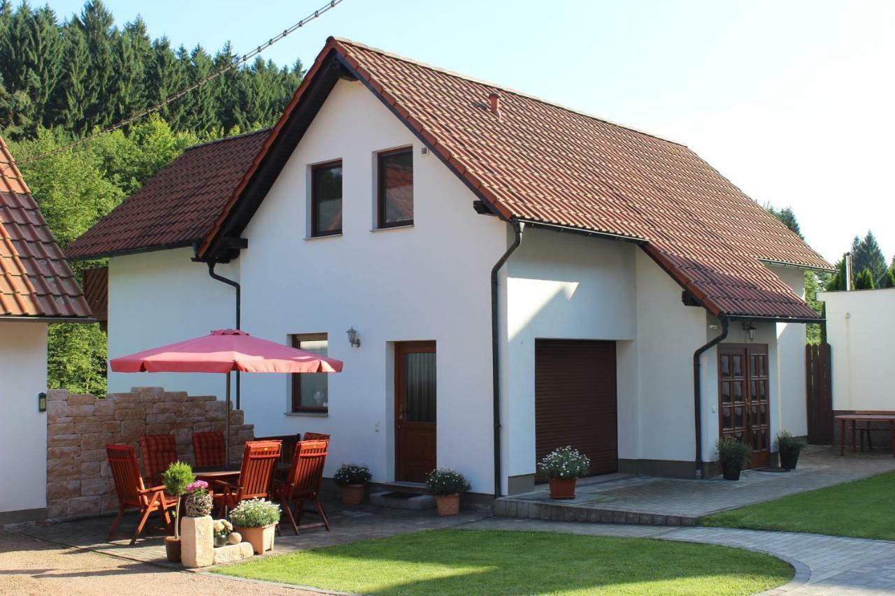 Ferienwohnung Nuessleshof Fambach Ngoại thất bức ảnh