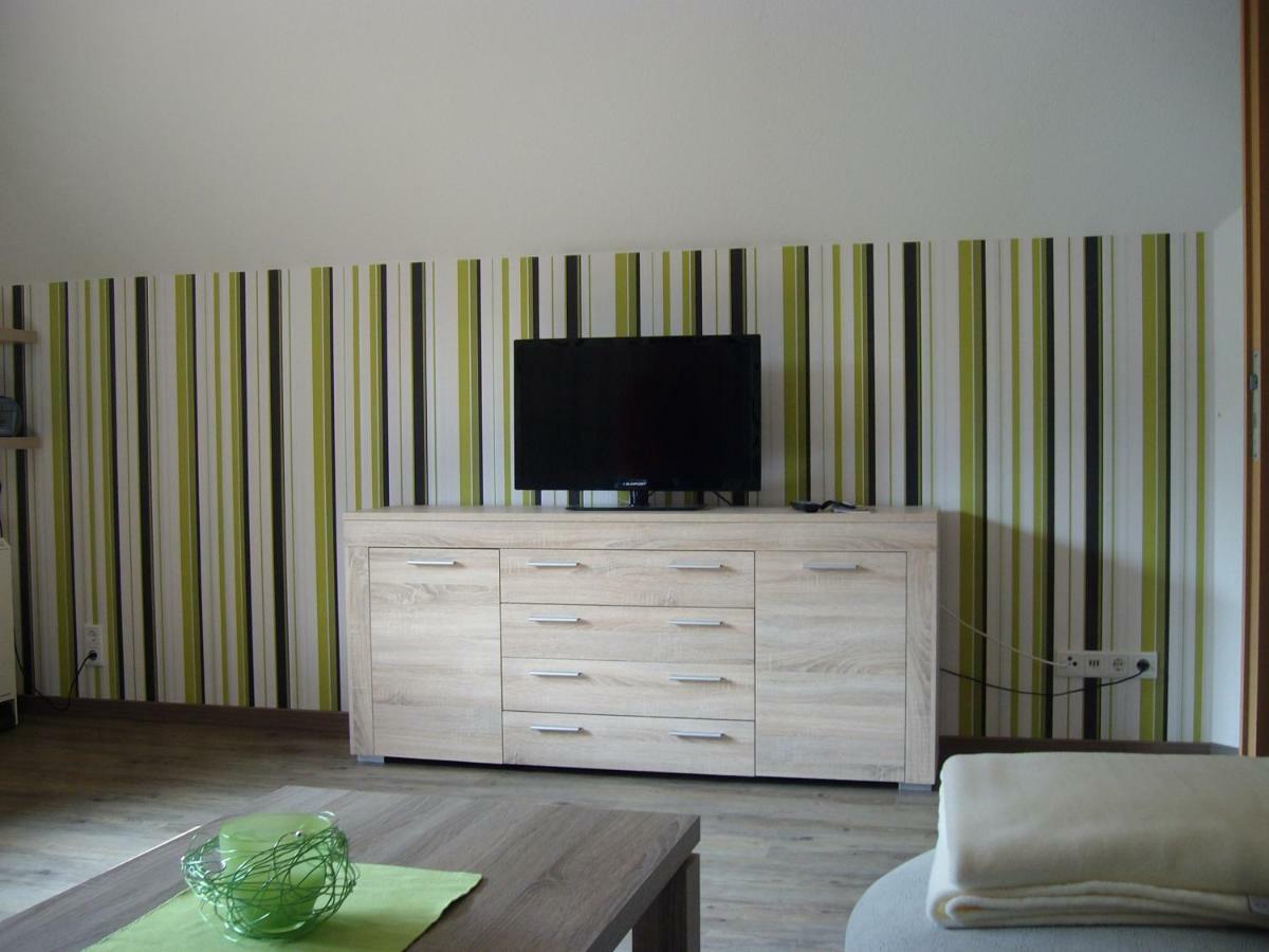 Ferienwohnung Nuessleshof Fambach Ngoại thất bức ảnh